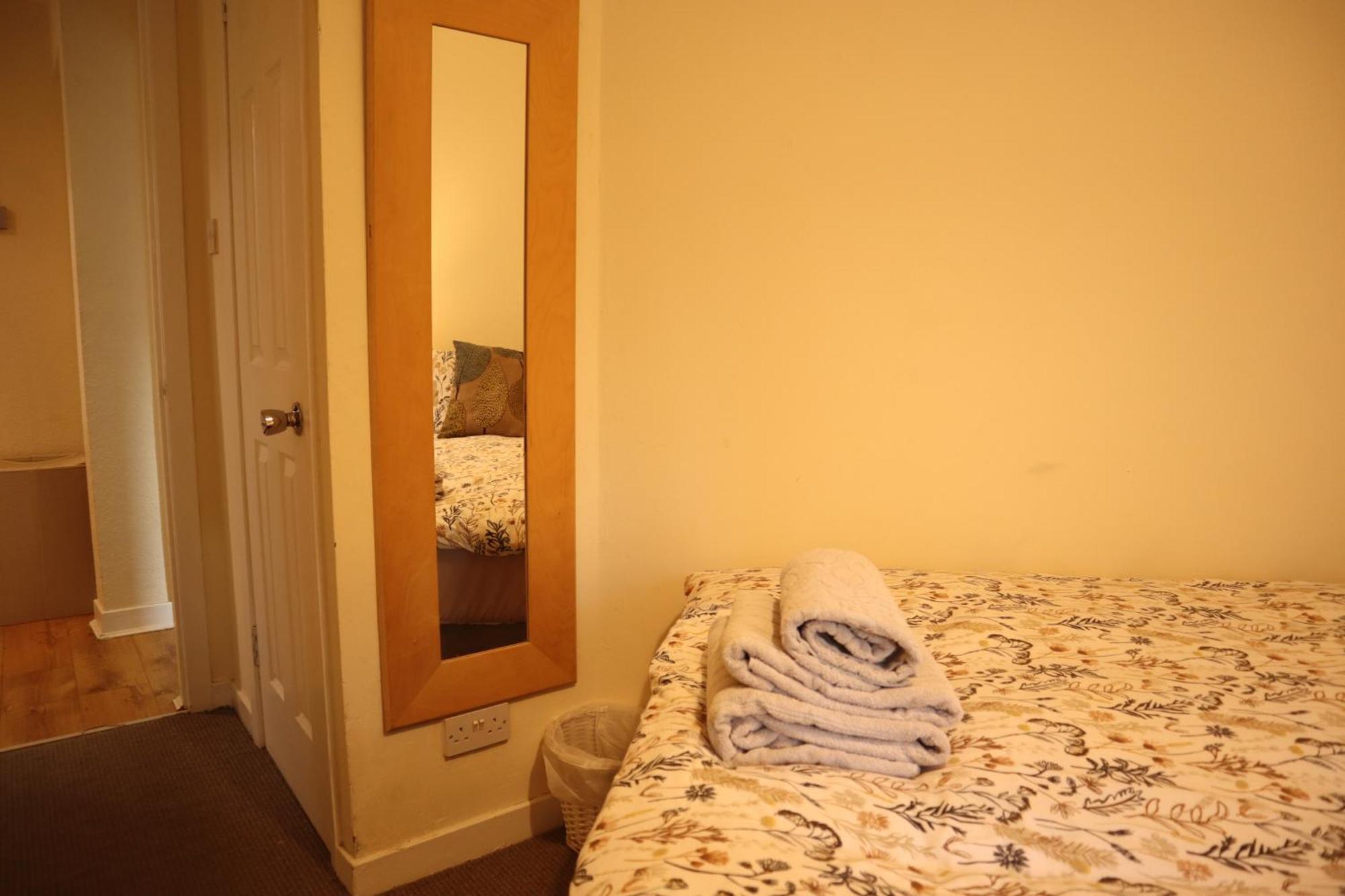 3 Bedrooms Flat In Central Edinburgh Old Town Sleeps 6 Luaran gambar